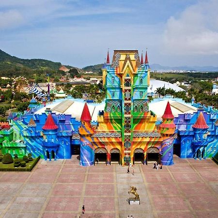 Apartamento 150M Da Praia Em Um Fantastico Edificio Em Balneario Piçarras Exterior foto